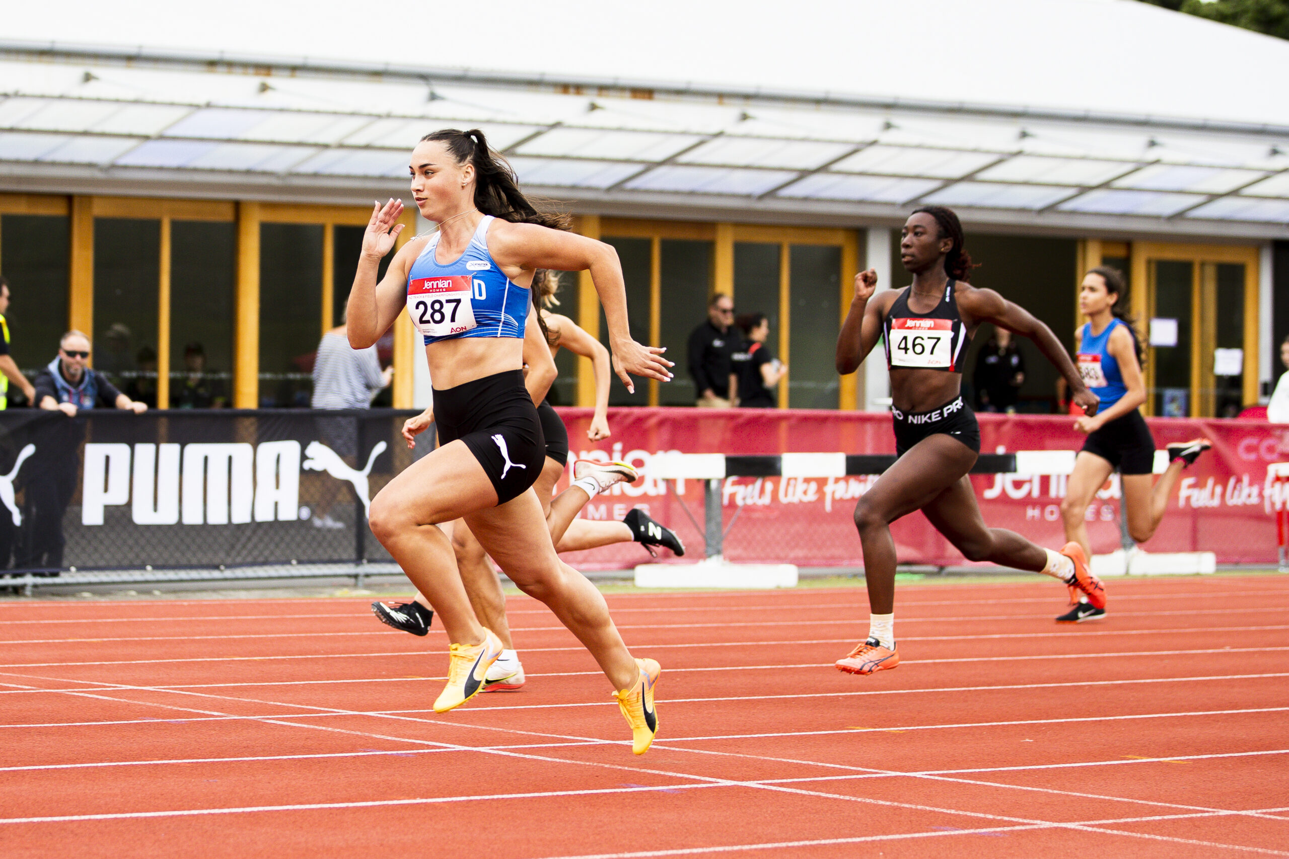 回顾比赛的 回顾比赛的